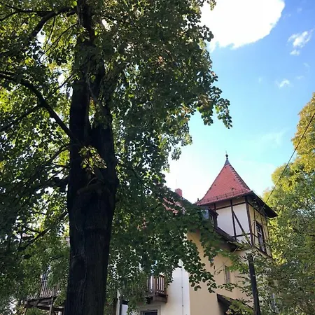 Schlafen In Der Wachwitz * ドレスデン